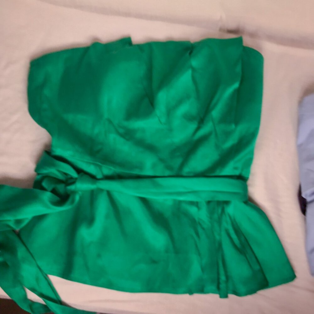bebe green strapless top with a tie at the waist